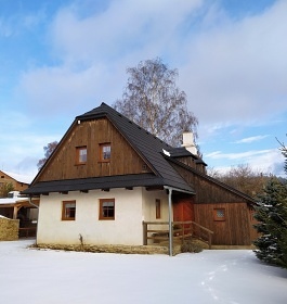 Chalupa Svratouch - Karltejn - Vysoina