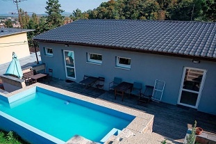 Nov objekt: Chata s baznem - Bl Karpaty - Klobouky u Brna 1M-183