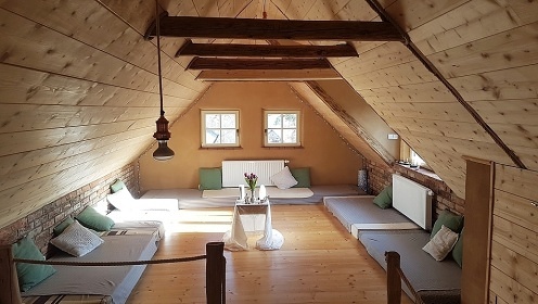 Čarokrásná chaloupka u Babky - Hvozdnice