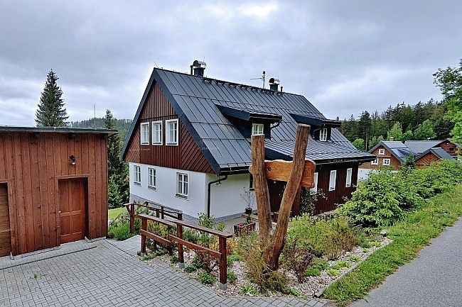 Krkonosk chalupa - bazn a sauna - Mechovice