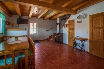 Chalupa a baz�n - P�lavsk� vrchy - Nov� Ml�ny