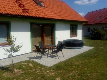 Rekreační domek Bošilec - chata s vířivkou
