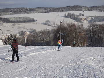 Wellness chalupa �esk� r�j - baz�n a hrad Pecka