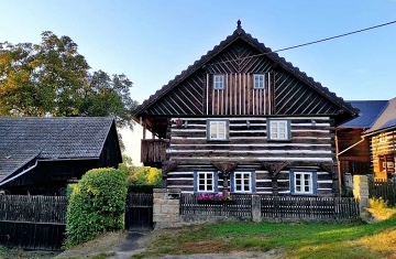 Pohdkov chaloupka - r - Mchovo jezero