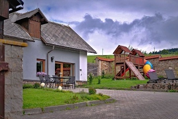 Chalupa s baznem - Bukov hora - Mlnick dvr