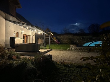 Chalupa s baznem - Bukov hora - Mlnick dvr