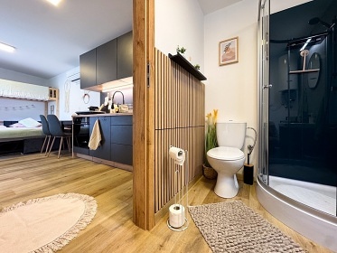 Glamping Blansk� les - Maringotka �esk� Krumlov