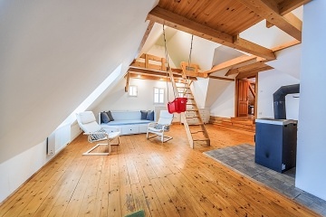 Chalupa Jizerky - kachlov kamna - Jindichov