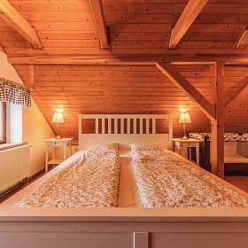 Chalupa Jizerky - kachlov kamna - Jindichov