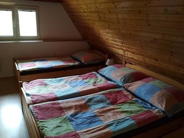 Vala�sk� chata s v��ivkou - Pustevny - Beskydy