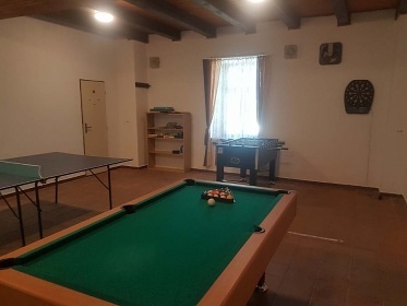 Chalupa s baznem - CHKO Tebosko - Mnek