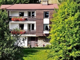 Nov� objekt: Rekrea�n� d�m se zahradou - Pec pod Sn�kou 5C-238