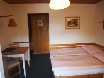 Rekrean dm se zahradou - Pec pod Snkou