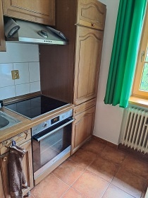 Chalupa s baz�nem - Lipensk� jezero - ji�n� �echy