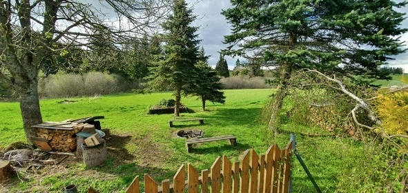 Chalupa s baznem - Lipensk jezero - jin echy