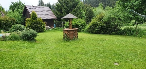 Chalupa s baznem - Lipensk jezero - jin echy