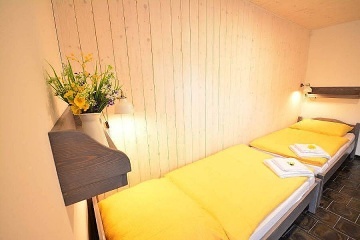 Chalupa a vinn� sklep Slov�cko - Kyjovsk� stezka