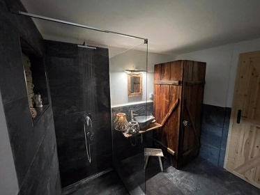 Krkono�sk� roubenka s wellness - Studenov