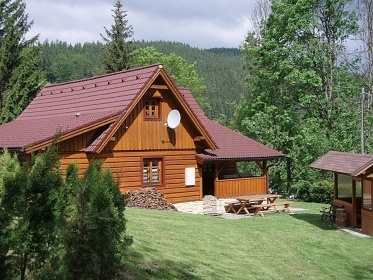 Roubenka s v��ivkou - podh��� Javorn�k� a Beskyd