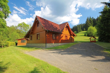 Roubenka s v��ivkou - podh��� Javorn�k� a Beskyd