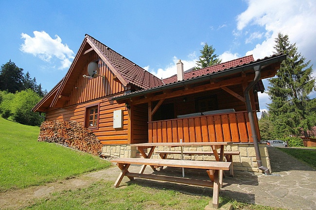 Roubenka s vířivkou - podhůří Javorníků a Beskyd