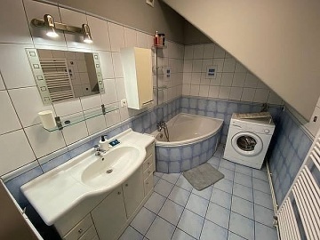 Chalupa s baz�nem - v�hled na Sn�ku - Krkono�e