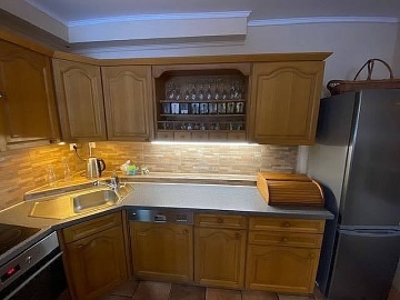 Chalupa s baz�nem - v�hled na Sn�ku - Krkono�e