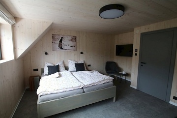 Chata s baznem a saunou - Krlick Snnk