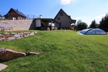 Chata s baznem a saunou - Krlick Snnk