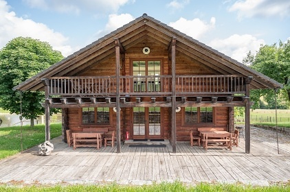 Roubenka �esk� Kanada - Tel� - Jind�ich�v Hradec