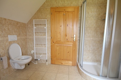 Chalupa vivka a bazn u Razuly - Beskydy