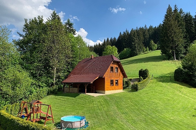 Rodinná chalupa vířivka a bazén - Vsetínská Bečva
