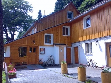 Horsk� chata vrch Zaklet� - CHKO Orlick� hory