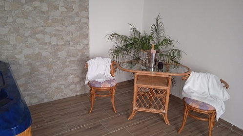 Chalupa s v��ivkou - T�ebo�sko - Jind�ich�v Hradec