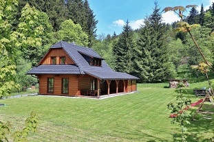 Roubenka Vala�sko - cyklostezka Be�va - Ky�erka