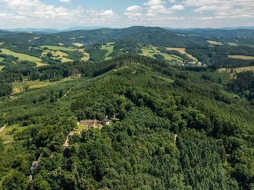 Chata s baznem - Hostnsk vrchy - ZOO Len