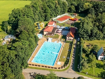 Chata s baznem - Hostnsk vrchy - ZOO Len