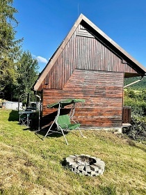 Chata s baznem - Hostnsk vrchy - ZOO Len