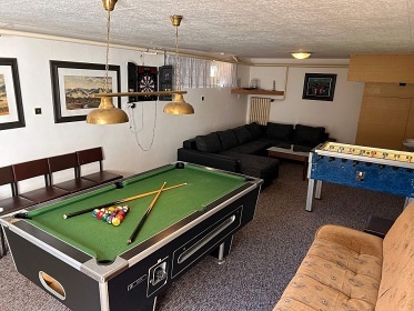 Chata s baz�nem - u p�ehrady na Horn� Be�v�