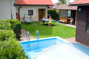 Chata s bazénem - u přehrady na Horní Bečvě