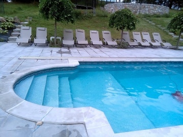 Chalupa s baz�nem - Rychlebsk� stezky - Jesen�ky