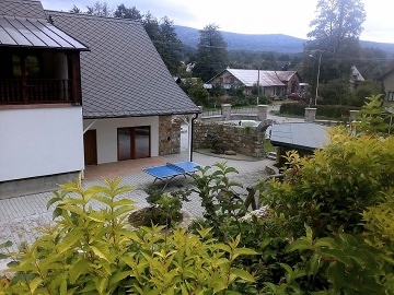 Chalupa s baz�nem - Rychlebsk� stezky - Jesen�ky