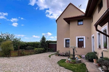 Chalupa sauna a baz�n - �esk� st�edoho��