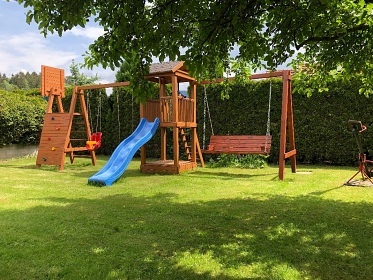 Apartm�n s baz�nem - Ro�novsk� Be�va - Beskydy