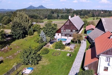 Roubenka u M�chova jezera - Bezd�z - M�ch�v kraj