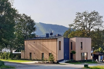 Horsk� chata - �ertova hora - Mumlavsk� vodop�dy