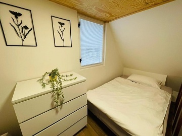 2 Chaty a baz�n - Lu�ick� hory - �esk� �v�carsko