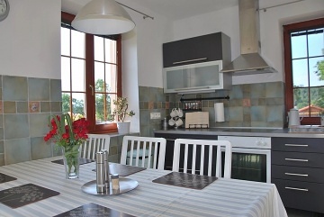 Chalupa a kryt� baz�n - �esk� r�j - Turnovsko