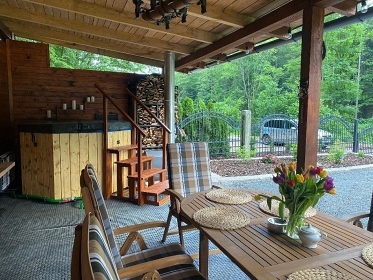 Roubenka s wellness - Kuks - ZOO Dv�r Kr�lov�