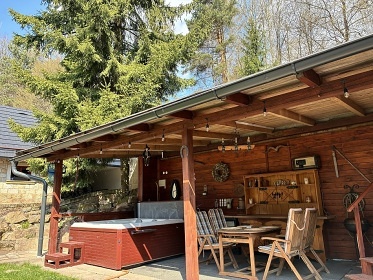 Roubenka s wellness - Kuks - ZOO Dv�r Kr�lov�